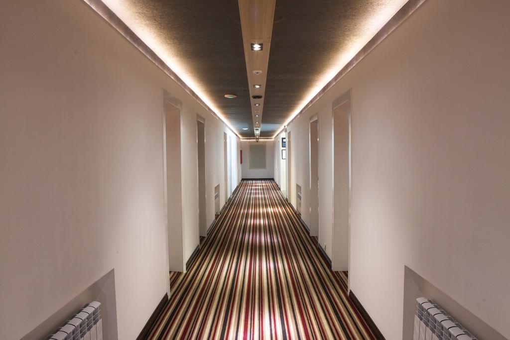 Futuro Hotel Bishkek Bagian luar foto