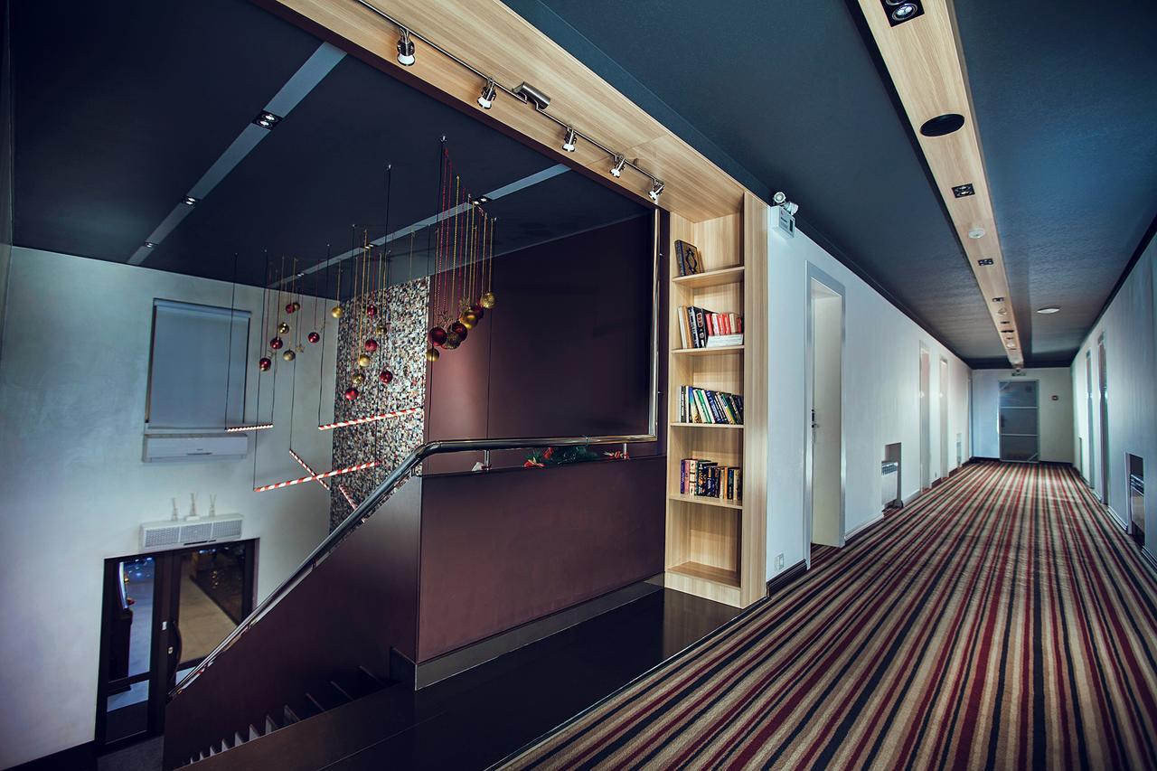 Futuro Hotel Bishkek Bagian luar foto